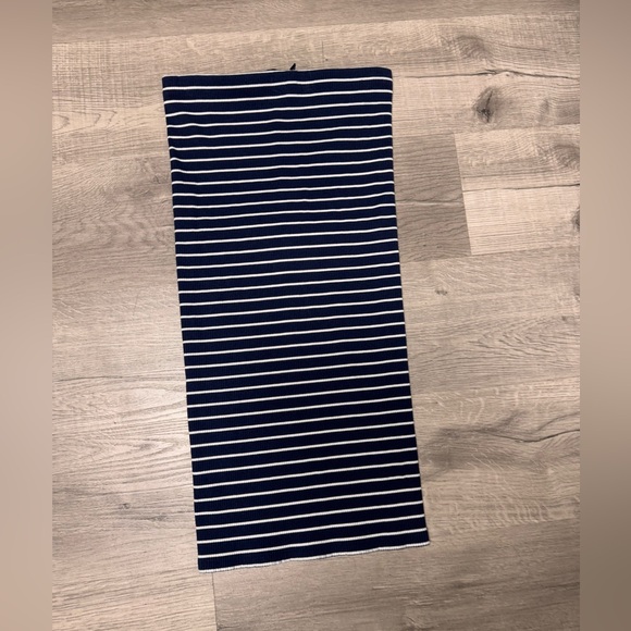 Polo Ralph Lauren Navy Blue and White Stripes Pencil Skirt - Picture 2 of 9